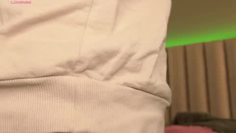     online show from September 9, 2025, 12:37 pm