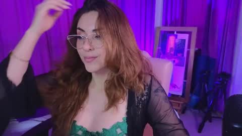 Snapshot of megan_ricci chatting on May 24, 2026, 10:37 pm Laura online show from May 24, 2026, 10:37 pm