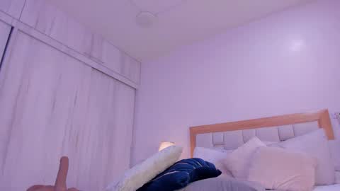 Snapshot of megan_rous2 chatting on December 16, 2025, 3:11 am megan online show from December 16, 2025, 3:11 am