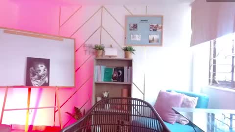 megan_saint online show from March 19, 2026, 1:37 pm