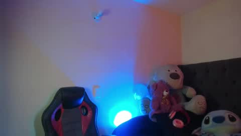 megan_sj online show from March 4, 2026, 9:54 pm