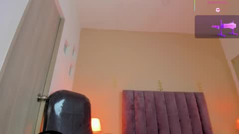 Snapshot of megan_thompsoon1 chatting on May 11, 2026, 2:45 pm Megan online show from May 11, 2026, 2:45 pm