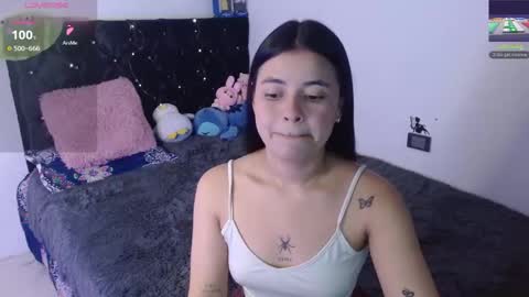 Snapshot of megan_ve chatting on November 27, 2025, 2:13 am Carolina online show from November 27, 2025, 2:13 am