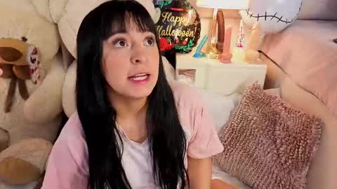 Megan  online show from October 14, 2025, 1:56 pm