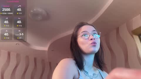 Snapshot of meganbabyfox chatting on January 8, 2026, 8:27 am Megan online show from January 8, 2026, 8:27 am