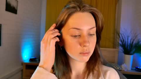 Snapshot of meganclapp chatting on April 23, 2026, 5:41 am Megan online show from April 23, 2026, 5:41 am