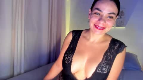 Snapshot of megandupont chatting on December 14, 2024, 2:23 am Megan M online show from December 14, 2024, 2:23 am