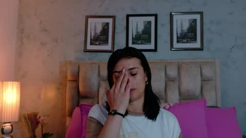 Snapshot of meganfennix chatting on May 29, 2026, 11:52 am meganfennix online show from May 29, 2026, 11:52 am