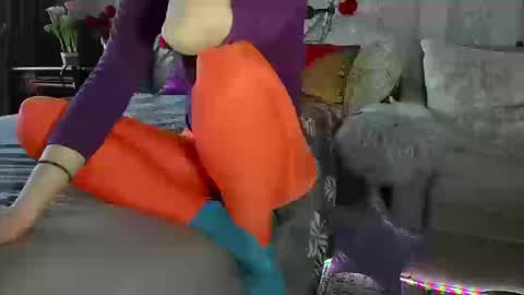 Snapshot of meganfox3325 chatting on March 5, 2026, 8:32 am Nicki--------- Welcome to my Room online show from March 5, 2026, 8:32 am