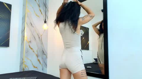meganfox75 online show from September 14, 2025, 12:04 pm