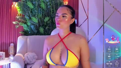 Snapshot of meganfox9 chatting on October 30, 2025, 6:52 pm Megan Nice to meet you online show from October 30, 2025, 6:52 pm