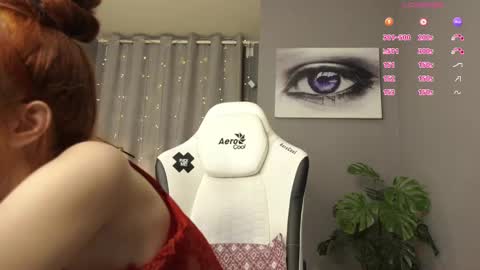 MeganieX online show from February 8, 2026, 3:32 am