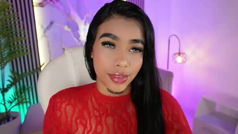 Megan Lowell online show from November 26, 2025, 7:59 pm