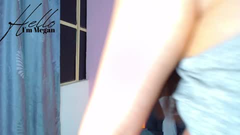 Snapshot of megann_abby chatting on December 20, 2024, 4:20 am Im Megan Please do not demand a show without first tiping Thank you online show from December 20, 2024, 4:20 am