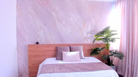 Megan online show from October 25, 2025, 1:29 pm