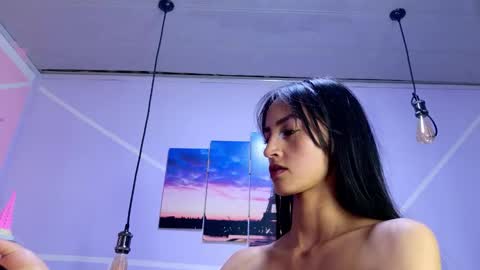 Megann Noa  online show from October 28, 2025, 7:27 pm