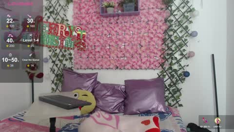 Snapshot of megannixx chatting on December 20, 2024, 3:53 pm megannixx online show from December 20, 2024, 3:53 pm