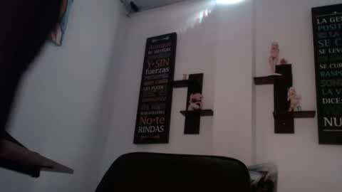 Snapshot of megannixx chatting on November 5, 2025, 9:59 pm megannixx online show from November 5, 2025, 9:59 pm