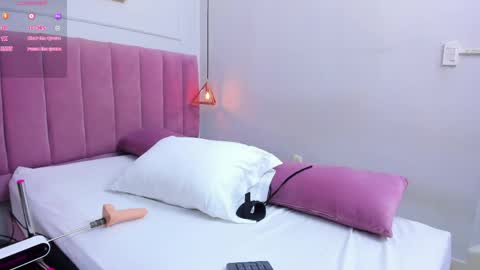 Snapshot of megansaenz_1 chatting on April 28, 2026, 7:30 pm Megan online show from April 28, 2026, 7:30 pm
