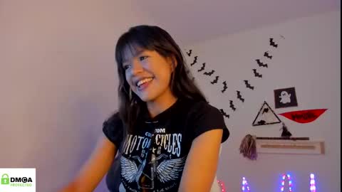 Snapshot of meganthompsonn chatting on October 5, 2025, 3:21 pm Megan online show from October 5, 2025, 3:21 pm