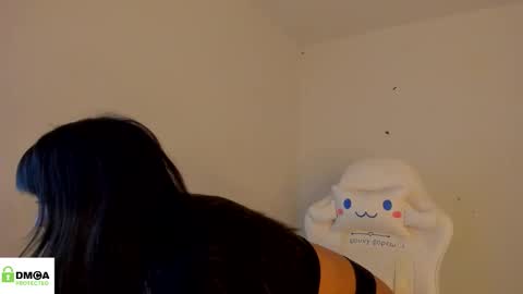 Snapshot of meganthompsonn chatting on November 6, 2025, 11:44 am Megan online show from November 6, 2025, 11:44 am