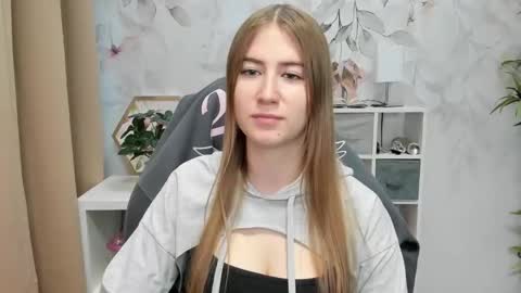 Megan online show from December 12, 2024, 6:47 am