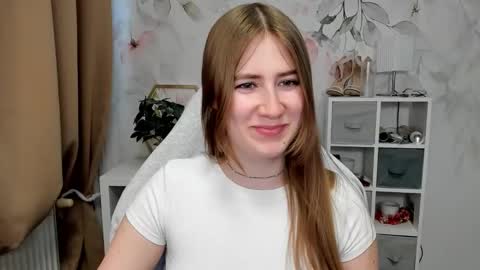Snapshot of meganx_candy chatting on March 12, 2026, 6:52 am Megan online show from March 12, 2026, 6:52 am
