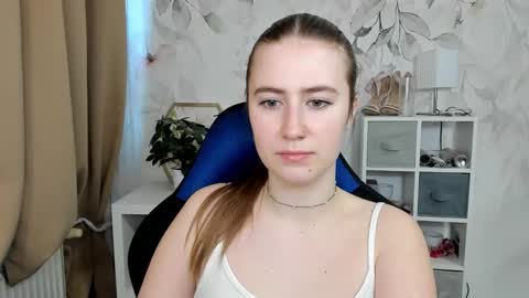 Snapshot of meganx_candy chatting on March 13, 2026, 7:37 am Megan online show from March 13, 2026, 7:37 am