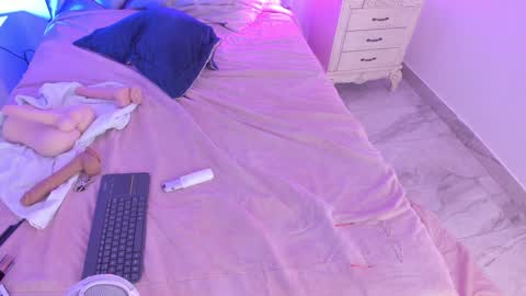 Snapshot of megaraowen_ chatting on January 3, 2025, 7:38 am M E G A R A online show from January 3, 2025, 7:38 am