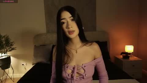 MEGGAN LUXX online show from June 19, 2026, 11:03 am