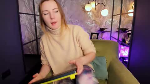 Meggy online show from January 15, 2026, 1:26 pm