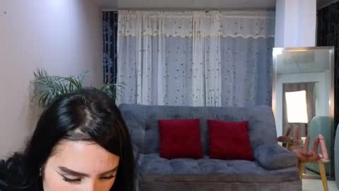 Mei online show from February 23, 2025, 11:25 pm