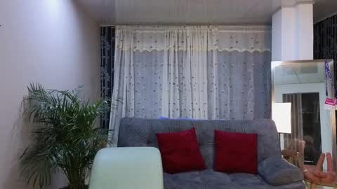 Mei online show from March 8, 2025, 2:01 am