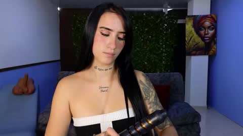 Mei online show from November 7, 2025, 11:54 am