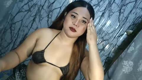 mei_sofia online show from April 16, 2026, 10:23 pm