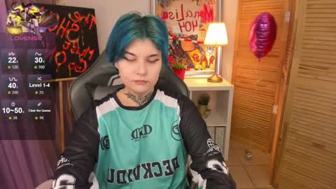 mekurisu online show from February 10, 2025, 8:20 am