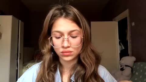 Mekyy online show from September 24, 2025, 1:25 pm