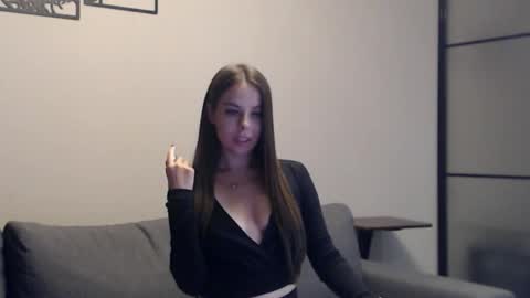 Snapshot of meladams chatting on September 25, 2025, 9:29 pm meladams online show from September 25, 2025, 9:29 pm