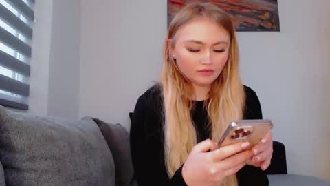 Melania online show from January 8, 2026, 1:24 pm