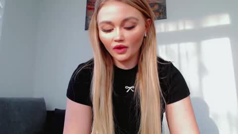 Melania online show from February 3, 2026, 12:21 pm