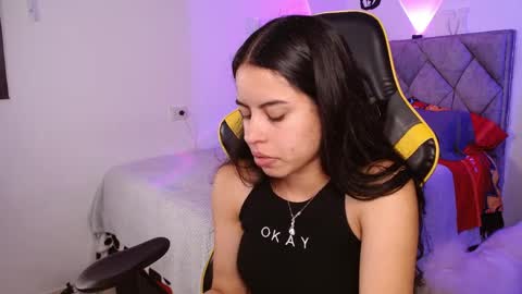 MELANI online show from April 6, 2026, 3:57 pm