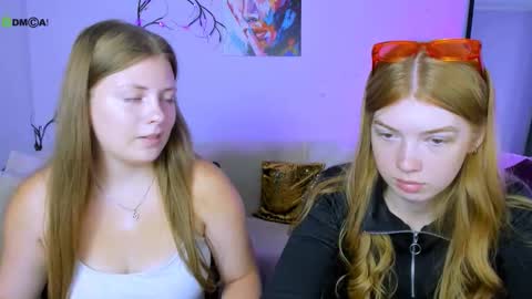 melani_bumm online show from September 13, 2025, 5:51 am