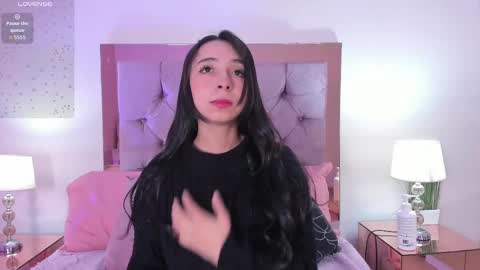 Melanie online show from September 16, 2025, 11:22 am