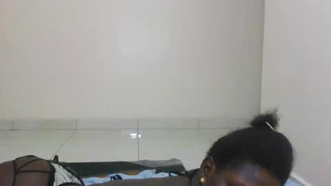 Snapshot of melanie_bae1 chatting on July 18, 2026, 1:32 am melanie_bae1 online show from July 18, 2026, 1:32 am