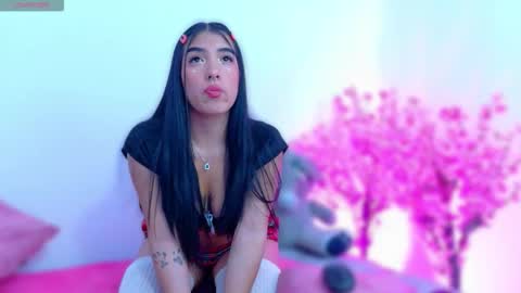 Snapshot of melanie_bianco chatting on February 10, 2026, 10:36 pm Melanie online show from February 10, 2026, 10:36 pm