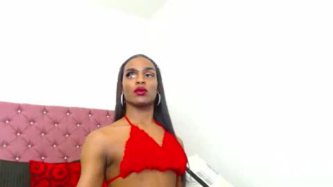 Melanie online show from December 2, 2024, 6:52 am