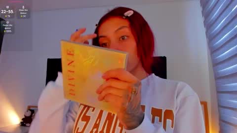 Melanie roux  online show from March 28, 2026, 12:27 pm