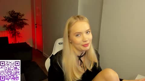 Snapshot of melanie_ryer chatting on September 18, 2025, 12:34 am Melanie online show from September 18, 2025, 12:34 am