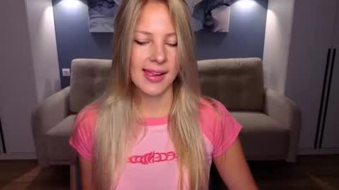 Melanie Bennett online show from September 25, 2025, 6:28 am