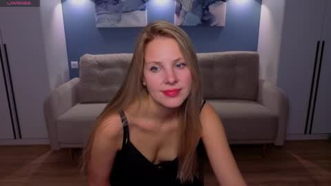 Snapshot of melaniebennett chatting on April 30, 2026, 6:42 am Melanie Bennett online show from April 30, 2026, 6:42 am